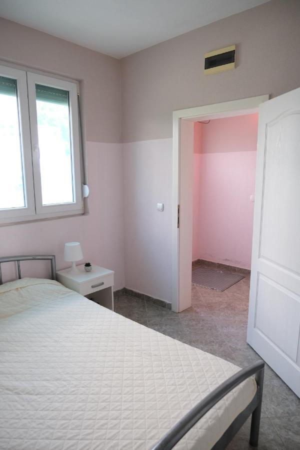 Apartments Jasmina Utjeha Luaran gambar