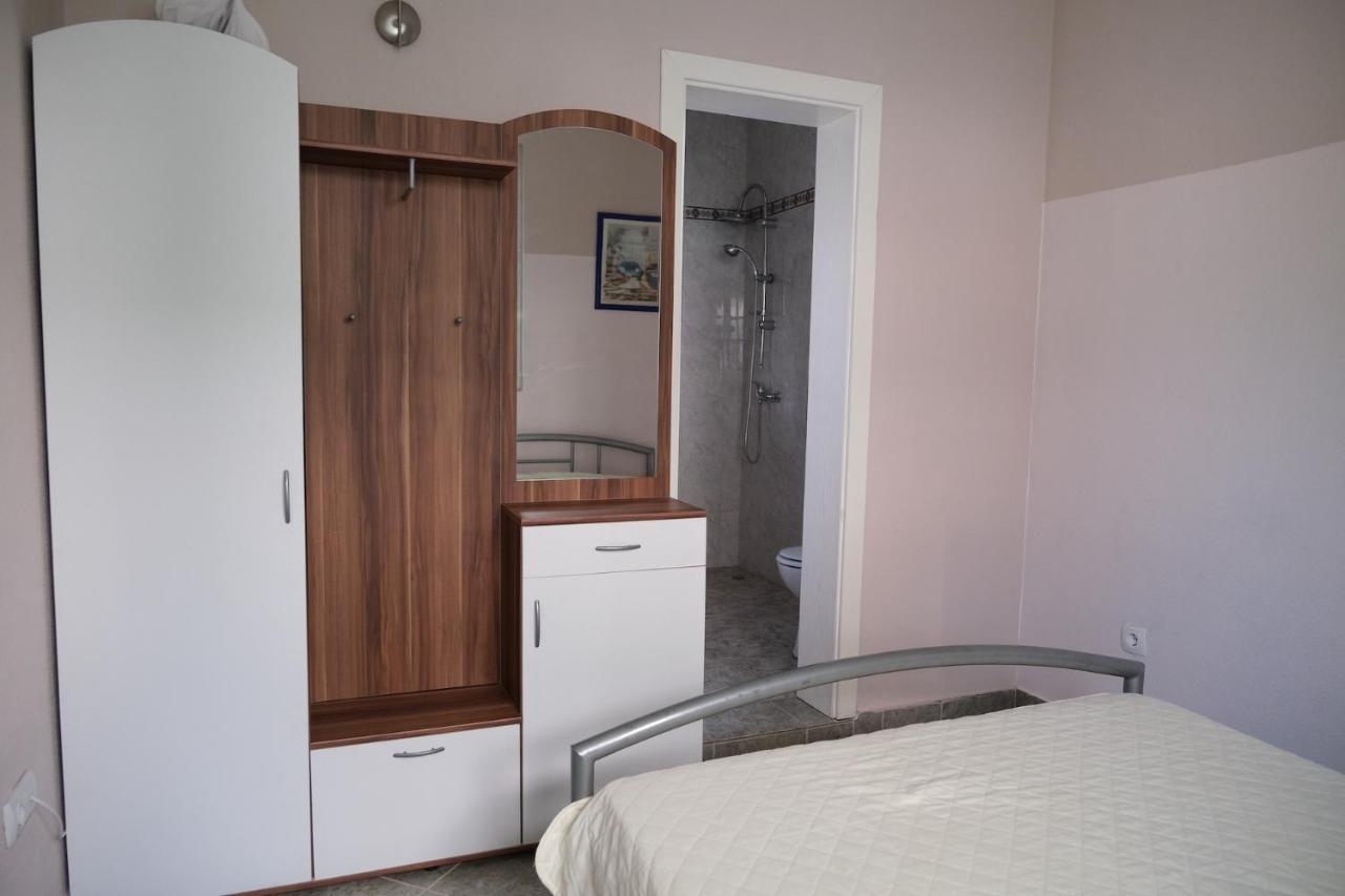 Apartments Jasmina Utjeha Luaran gambar