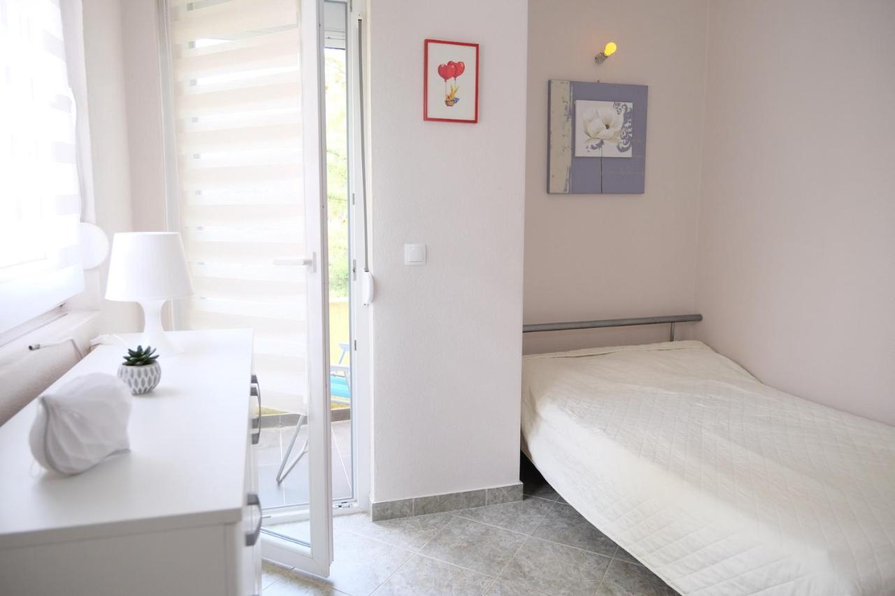 Apartments Jasmina Utjeha Luaran gambar